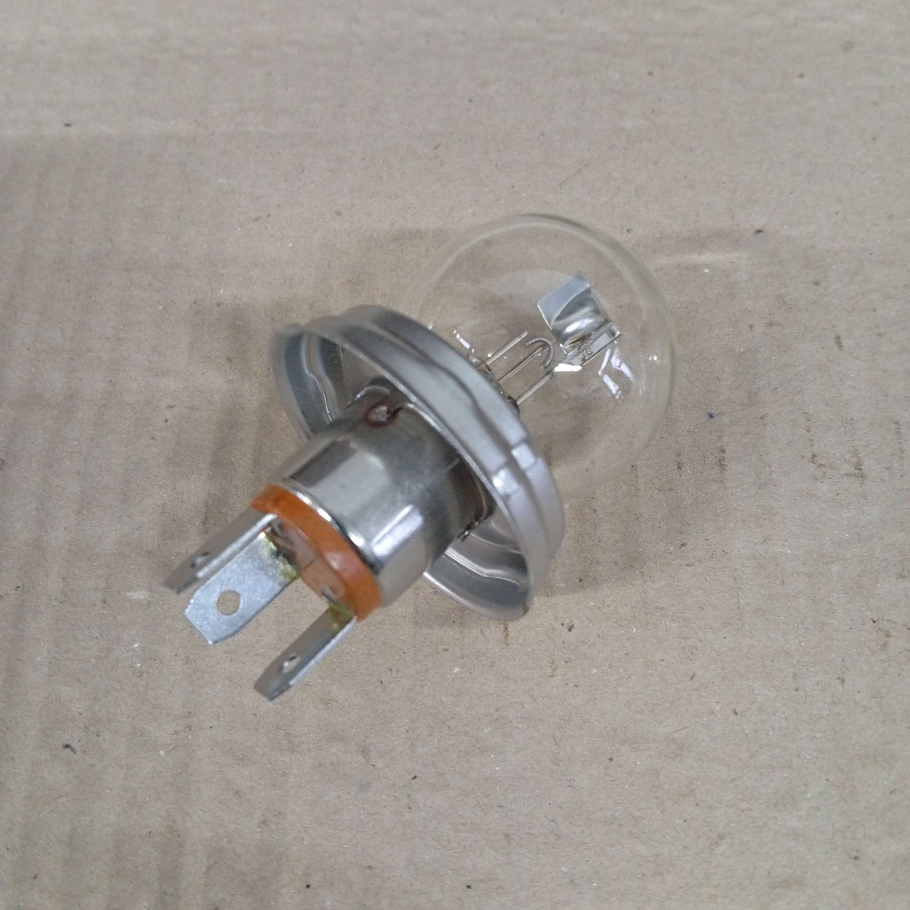 Žárovka Autolamp 12V 45/40W P45t kulatá