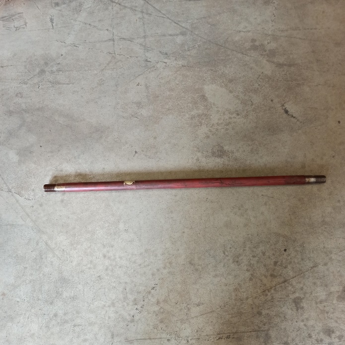 Táhlo spojovací řízení T138, T148 - levé delší ( 915 mm )- holé - jemný závit 1,5mm