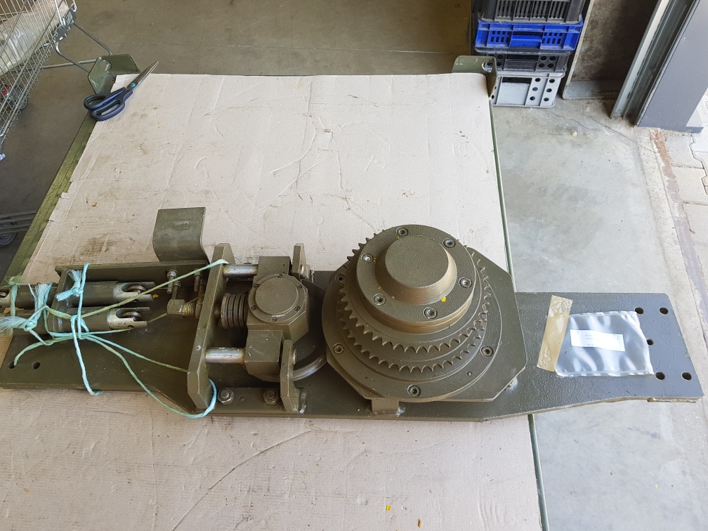 Ústrojí napínací na PM-55