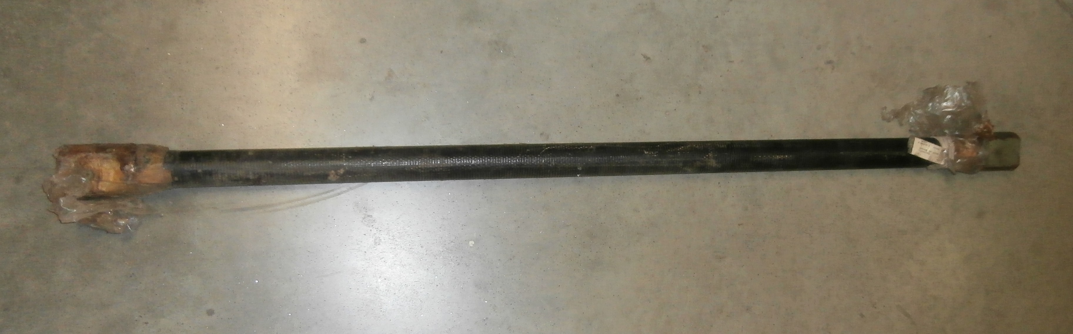 Tyč zkrutná pravá T138 + starší typy T148 ( nemá drážky ) - délka 150 cm