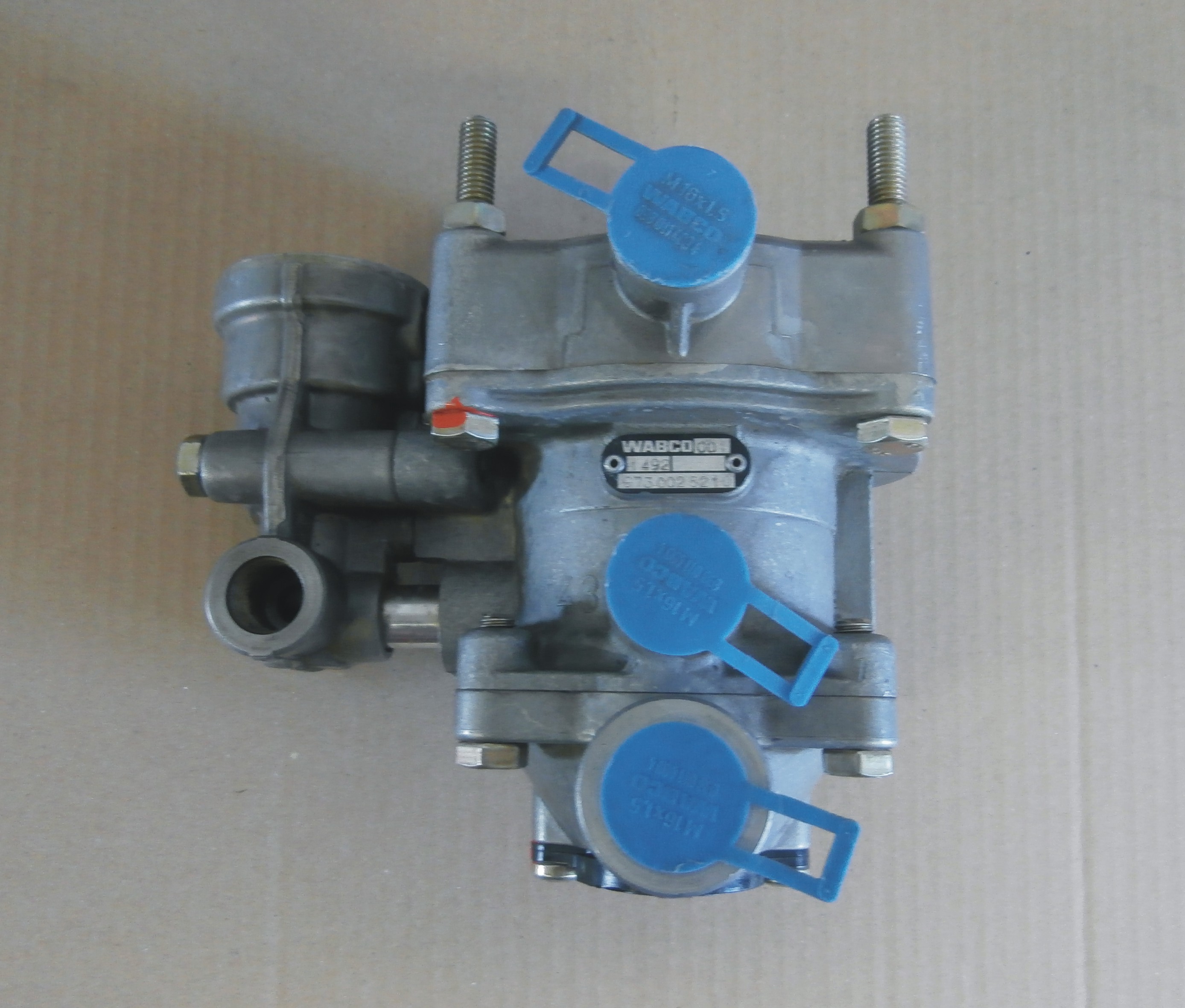 Brzdič přívěsu s ABS M16x1,5 - WABCO T815
