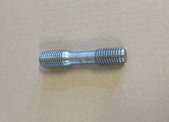 Šroub závrtný převodovky T138, T148, T813 - 95mm