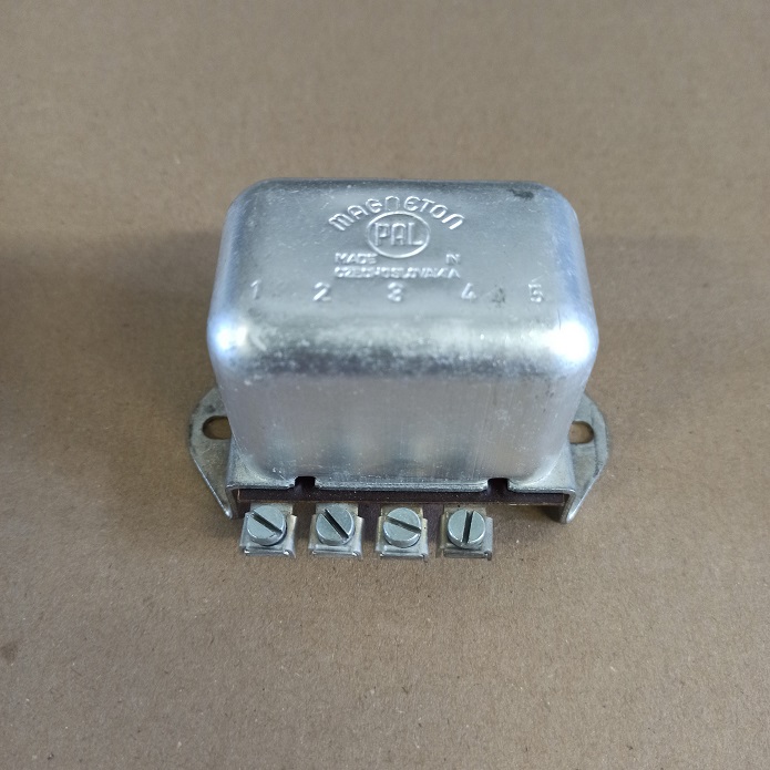 Relé 24V/30A - 443811445520 - T813 (6x6), LIAZ