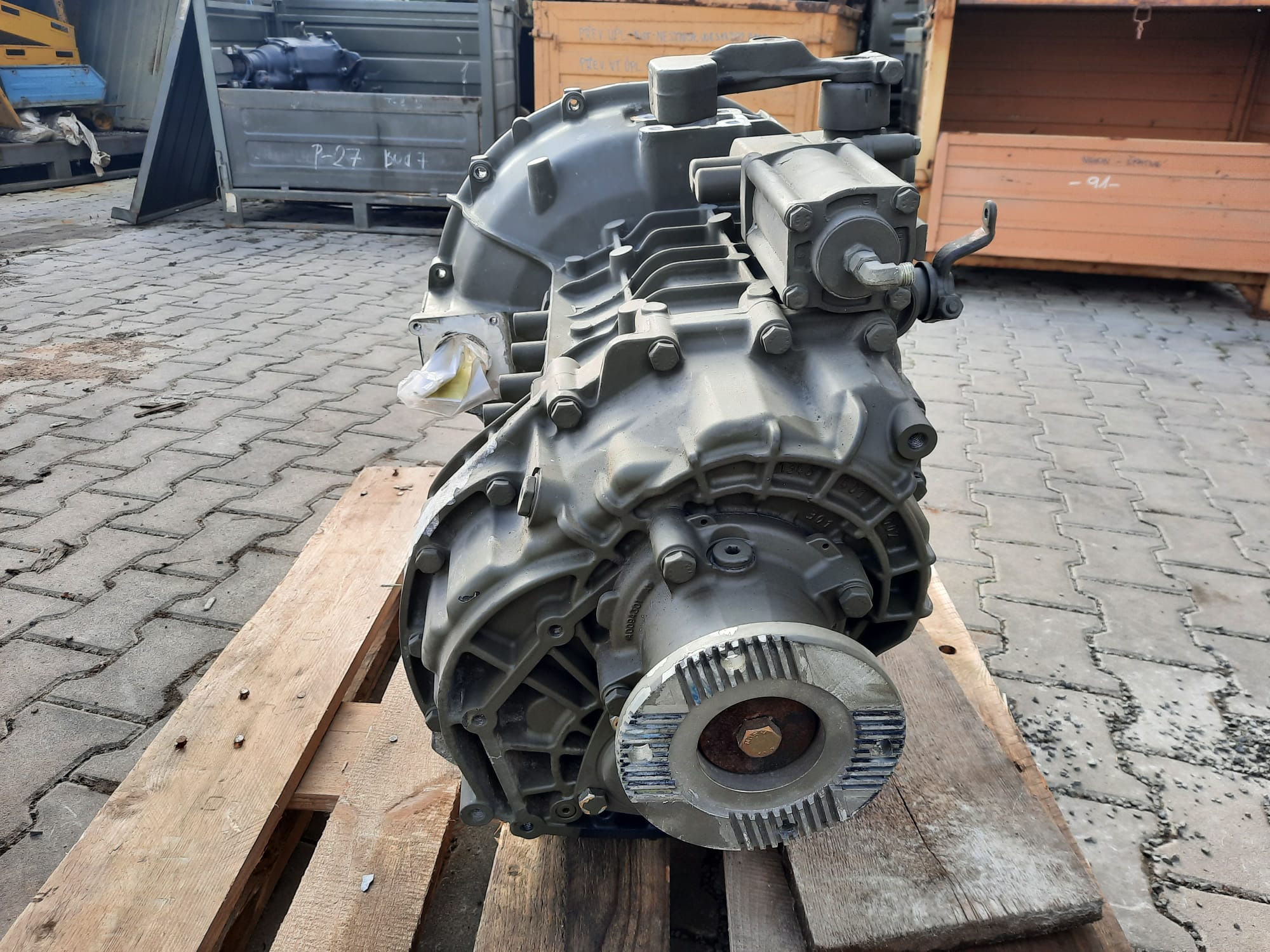 Převodovka 6.stupňová 6S1000WO - T810, Renault, Volvo - použitá