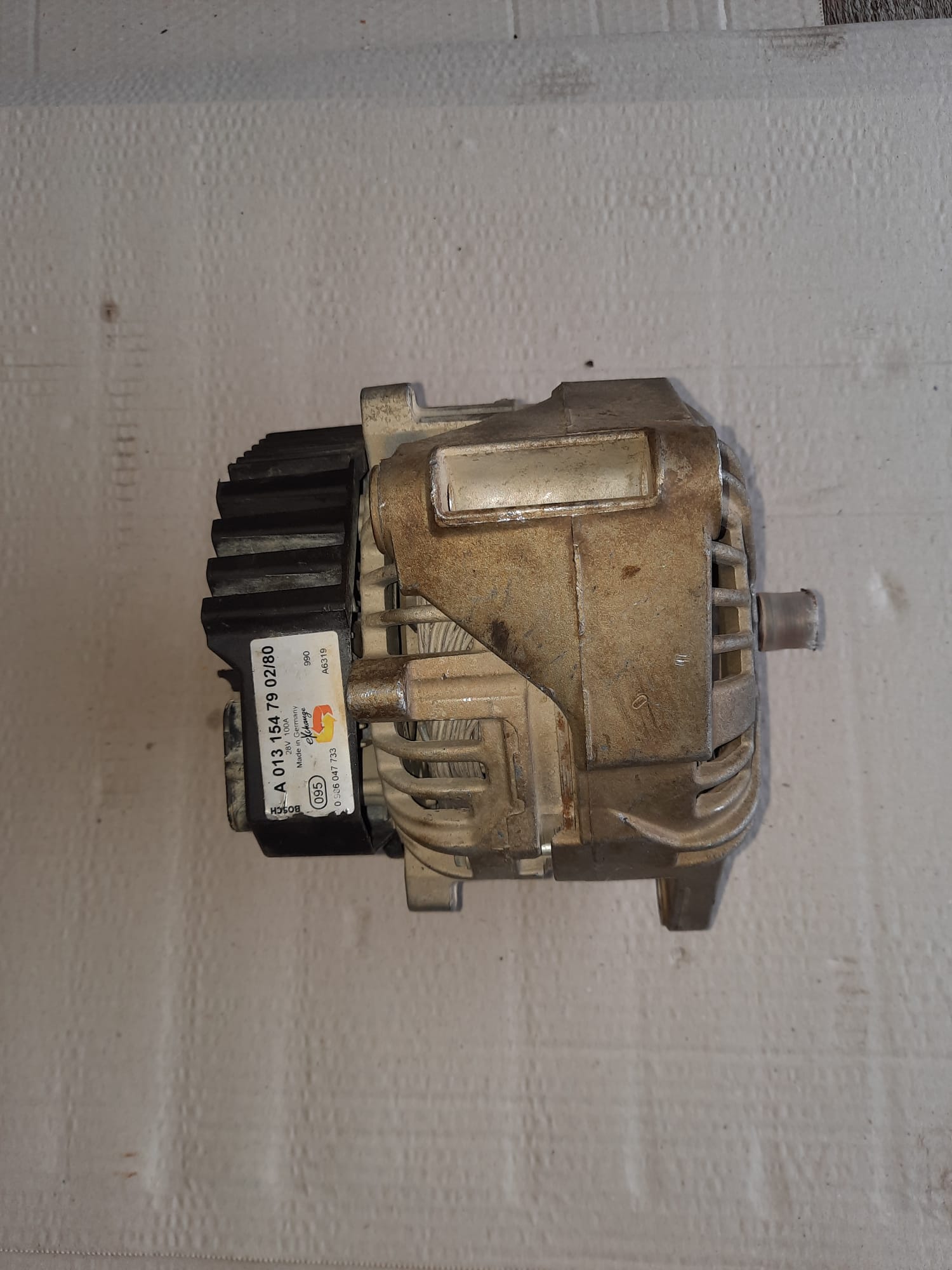 Alternátor Bosch 28V/100A - použitý- MERCEDES, MAN, DAF