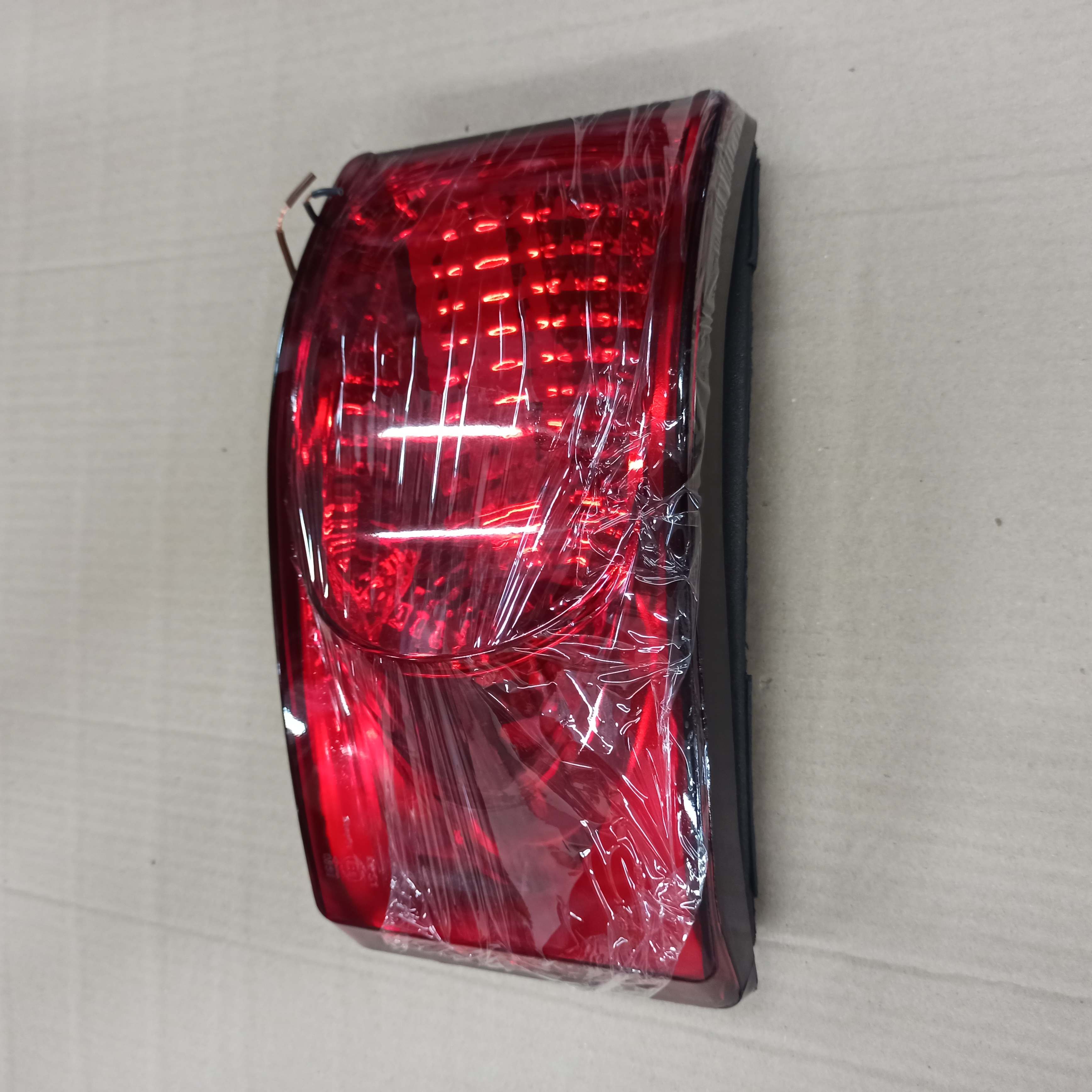 Světlo brzdové červené TANGDE 727005 - SOR, KAROSA 900, MAN, SKANIA, VOLVO