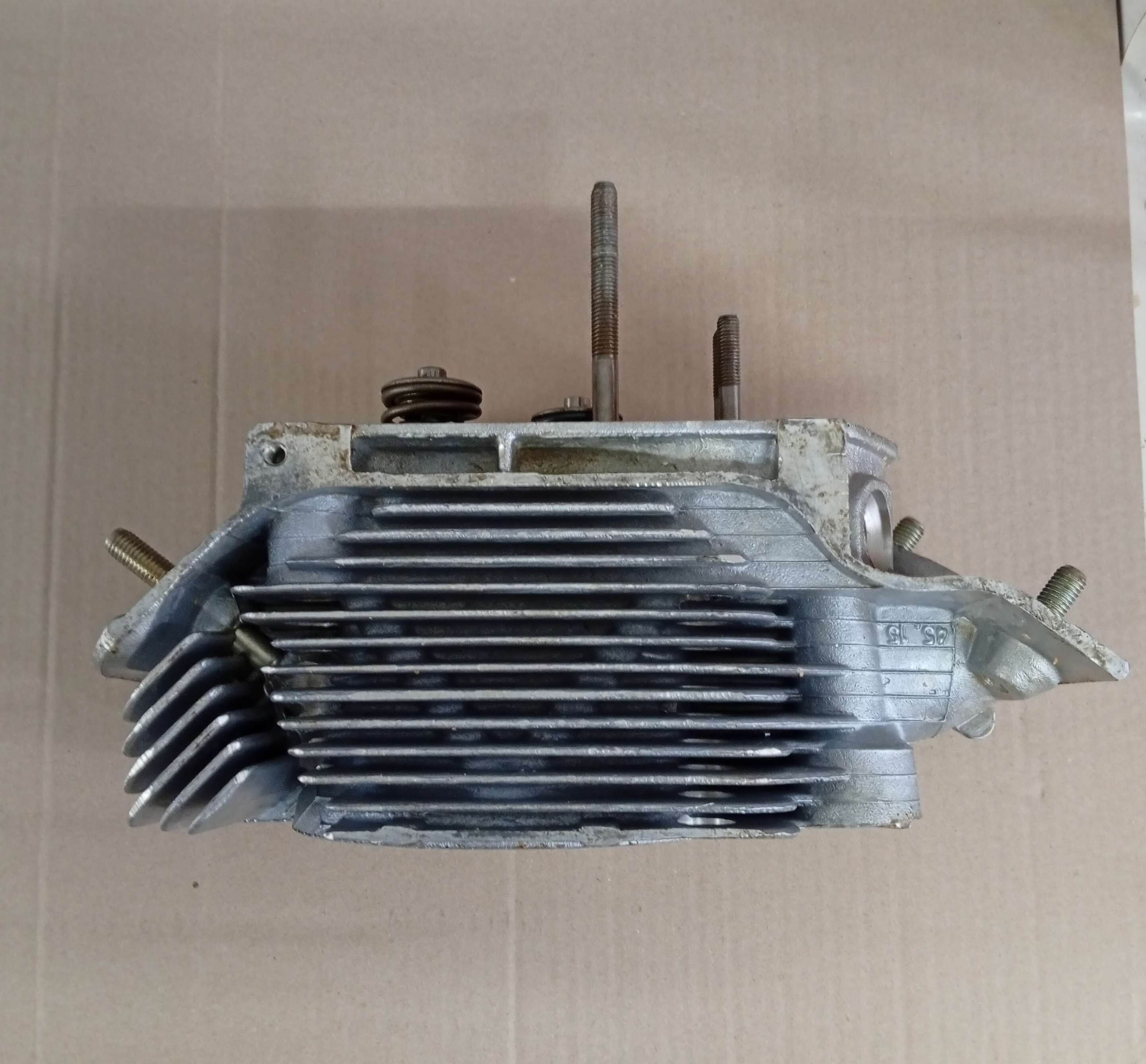 Hlava válců T815 T1 - original