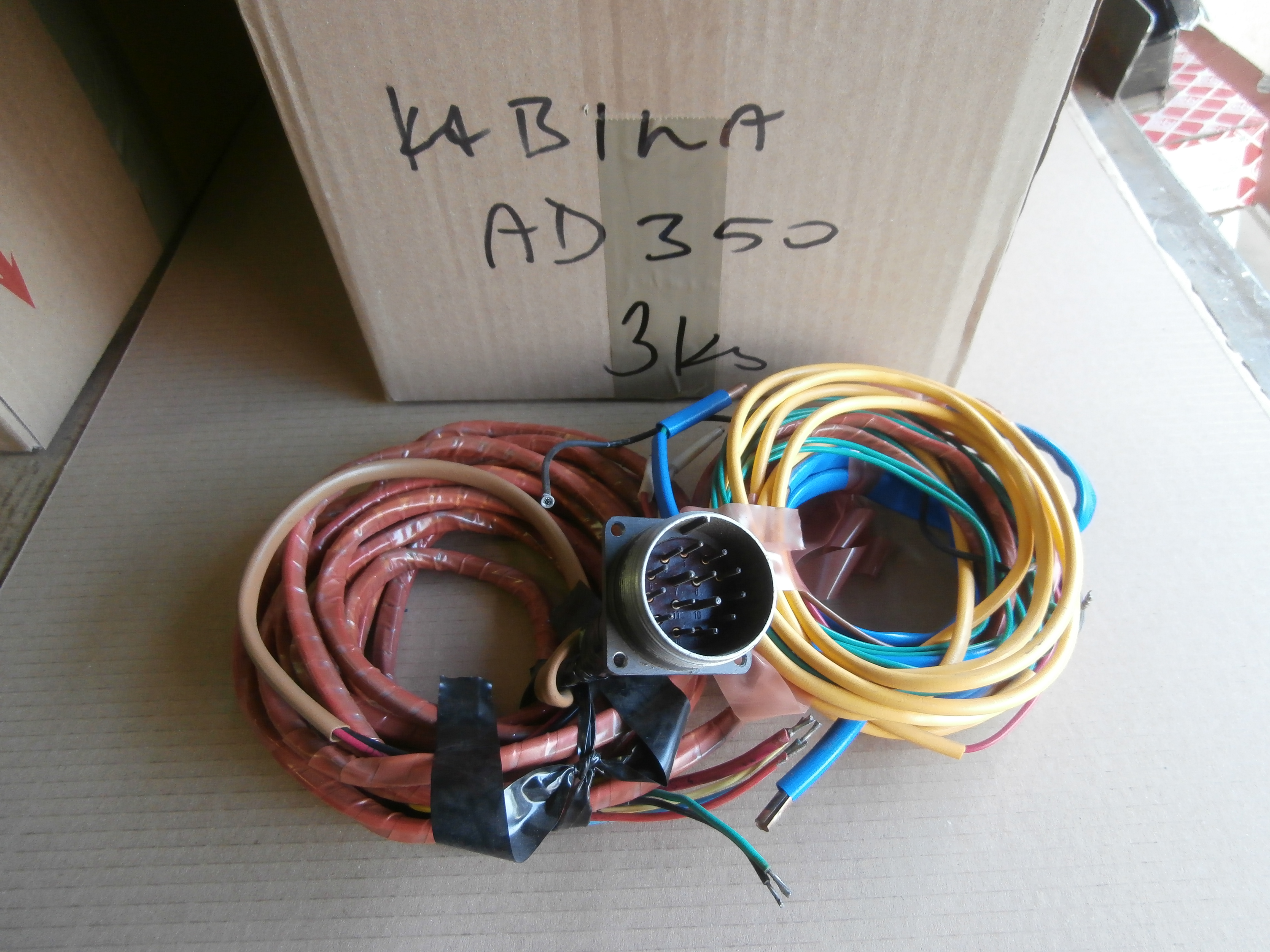 Elektroinstalace kabiny T813 - AD350