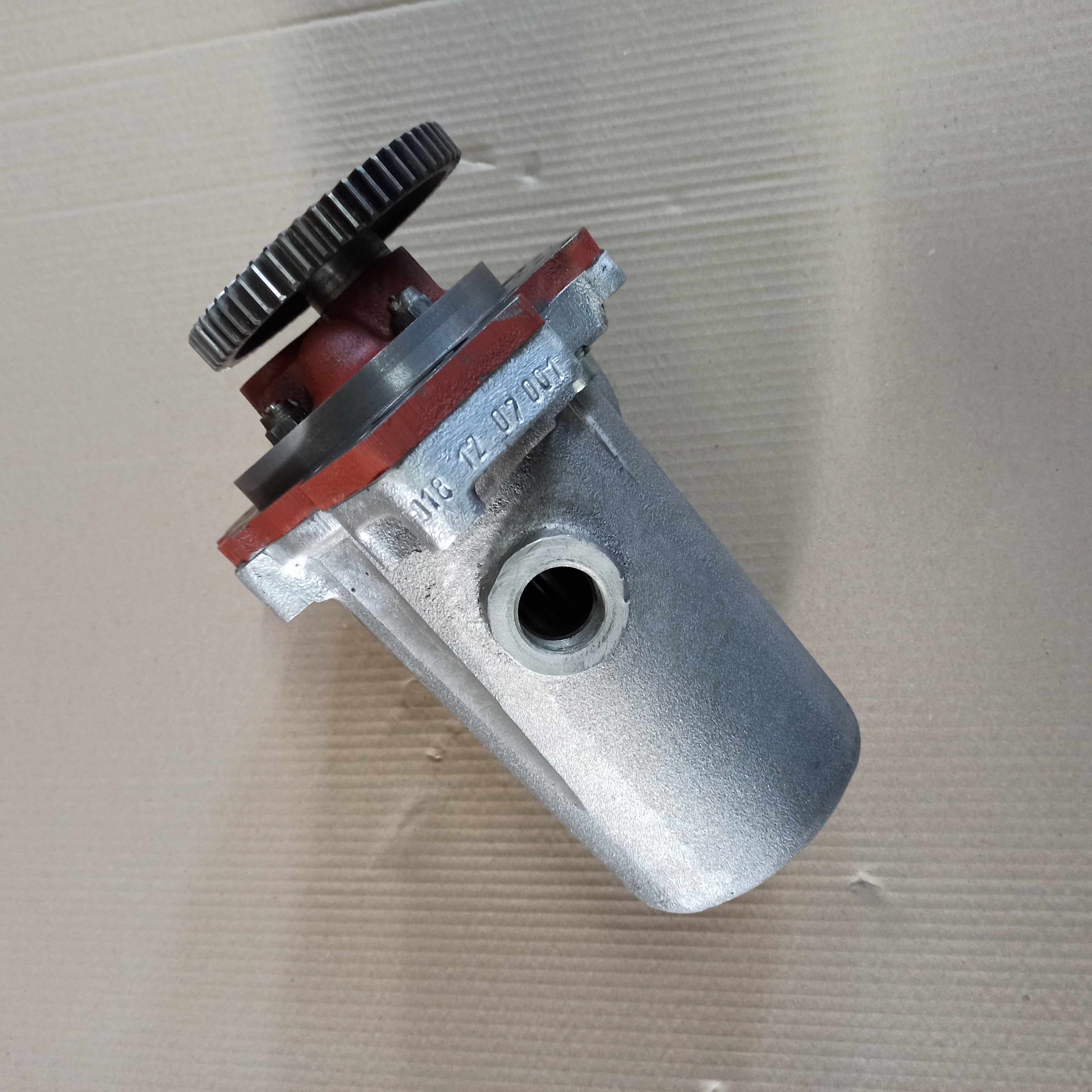 Čerpadlo olejové třístupňové T815 original - 018