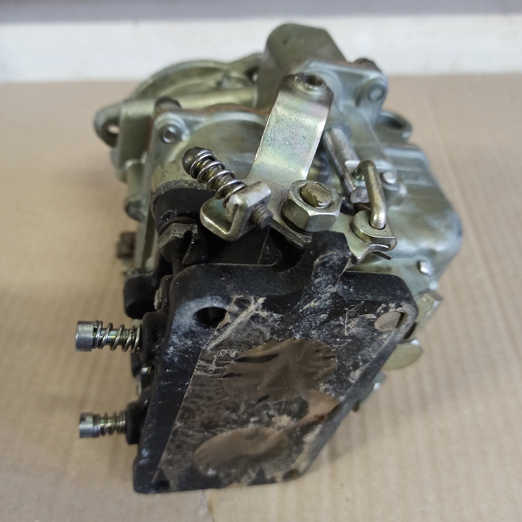 Karburátor K-84 MG úplný ( GAZ-49,BTR-60 )
