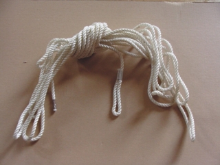 Šňůra k upevnění plachty T148 - PVC, bílá - oko+volný konec