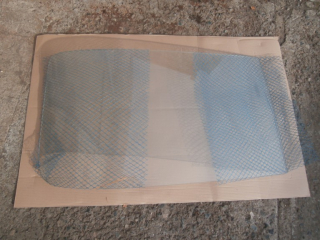 Sklo čelní pravé T148