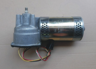 Motorek stěrače 24V dvourychlostní - T815, Karosa, Trolejbus