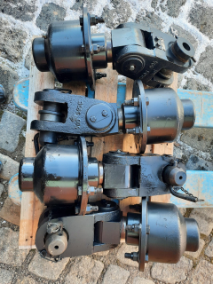 Závěs přívěsu zadní T815 