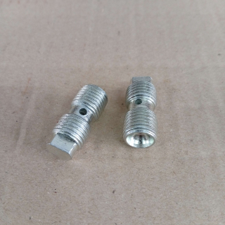 Šroub vahadla seřizovací delší T148, T815 - 32mm