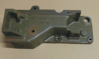 Držák alternátoru T815 - 017