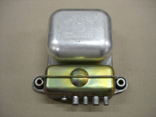 Regulátor dynama 24V / 25A  (+)