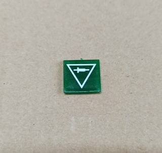 Symbol překlápěcího přepínače - 14x14mm - zelený -  obrácený trojúhelník se symbolem uvnitř, typ A
