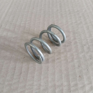Pružina - vnější průměr 24,5mm, délka 37mm