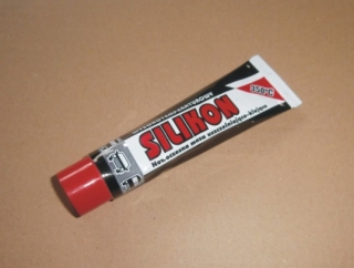 Silikonový tmel 80ml / 350°C červený